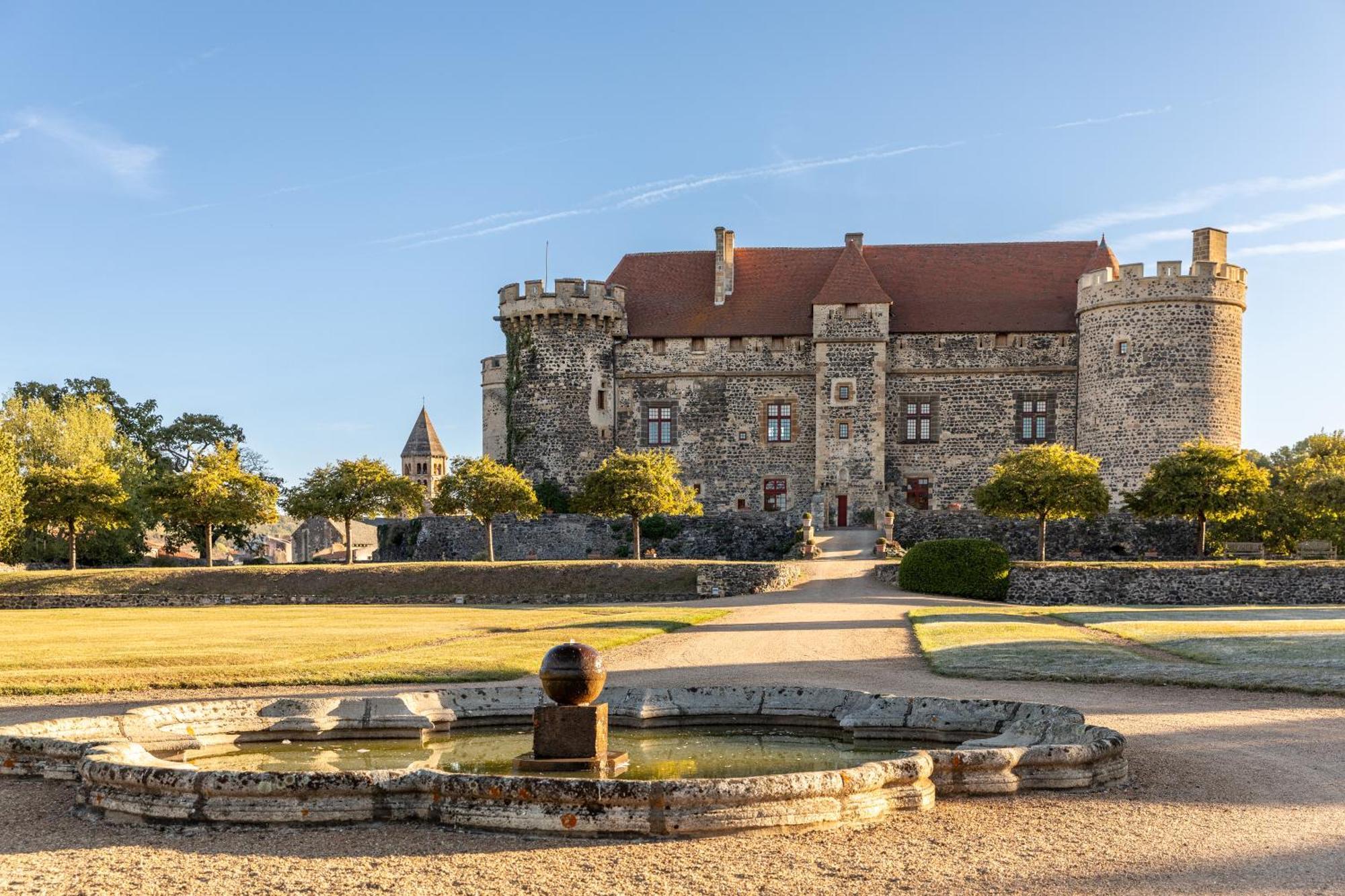 Chateau Royal De Saint-Saturnin Exterior foto