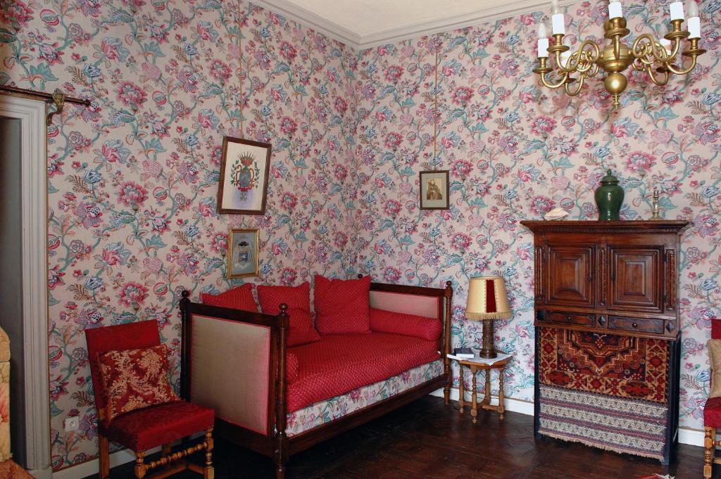 Chateau Royal De Saint-Saturnin Cameră foto